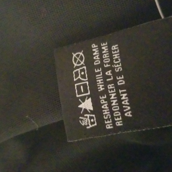 Le Chateau Sequined Keyhole Cut-out Bodycon Dress / Sz XXS / Eggplant Colour - Picture 13 of 17